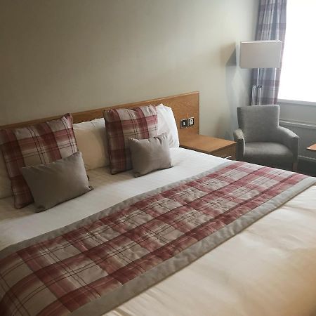 King Malcolm Hotel Dunfermline Ngoại thất bức ảnh